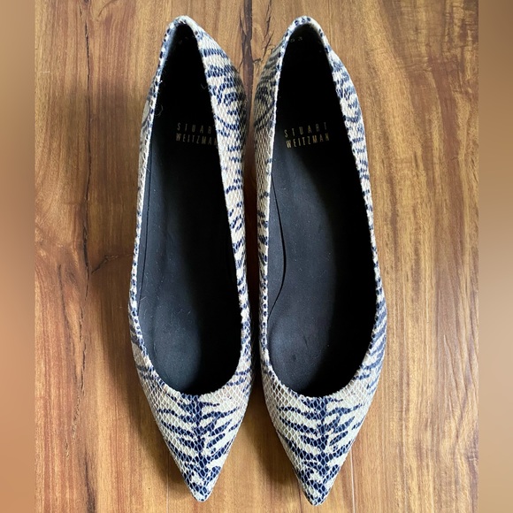 Stuart Weitzman Snakeskin Tiger Print Kitten Heels - Picture 8 of 14